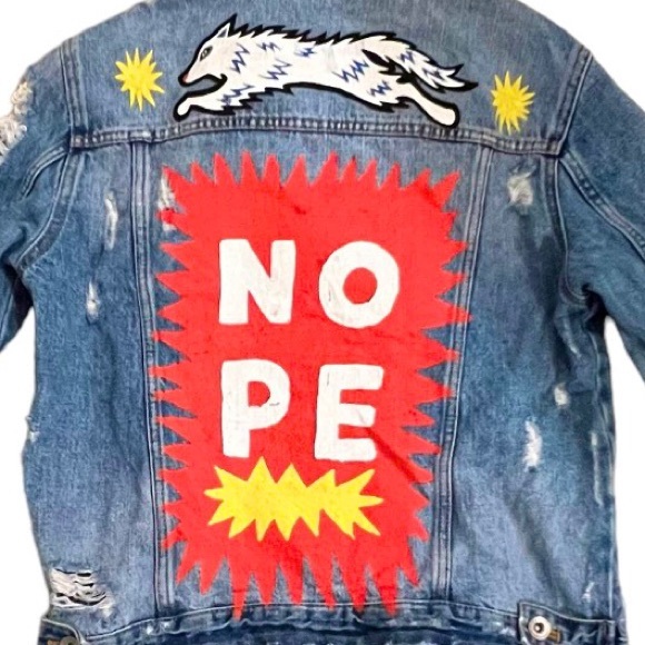 RARE ZARA Denim Jacket White Dog Unique Graffiti Art Painting Graphic Trafaluc M - Picture 8 of 10